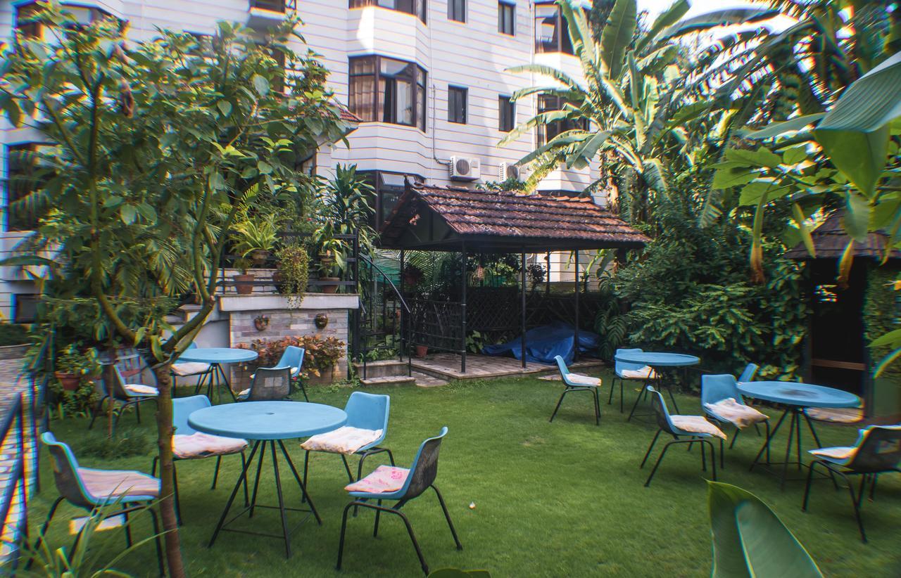 بوكْرا Hotel Meera المظهر الخارجي الصورة