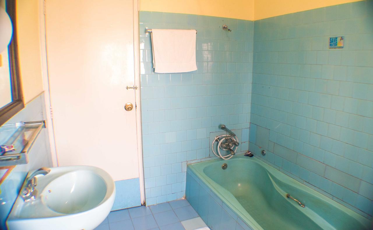 بوكْرا Hotel Meera المظهر الخارجي الصورة