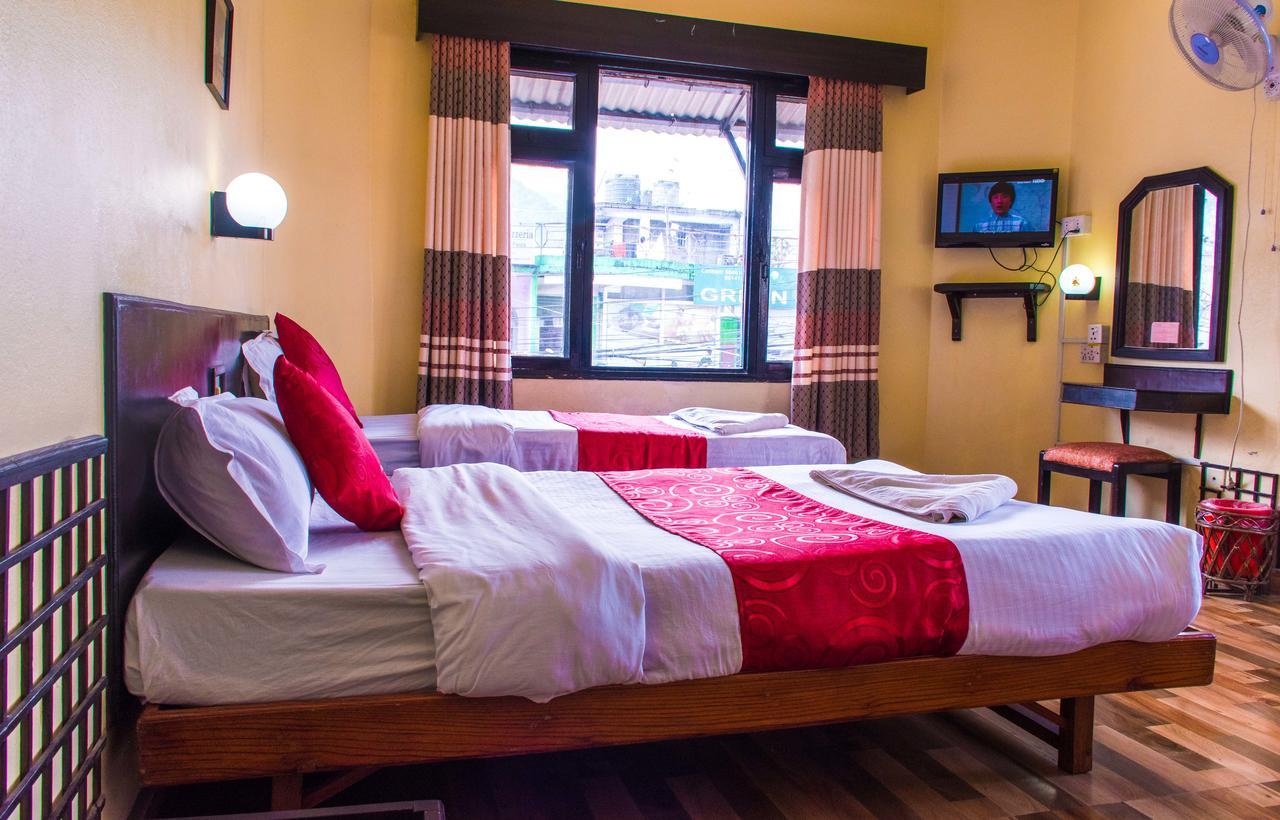 بوكْرا Hotel Meera المظهر الخارجي الصورة
